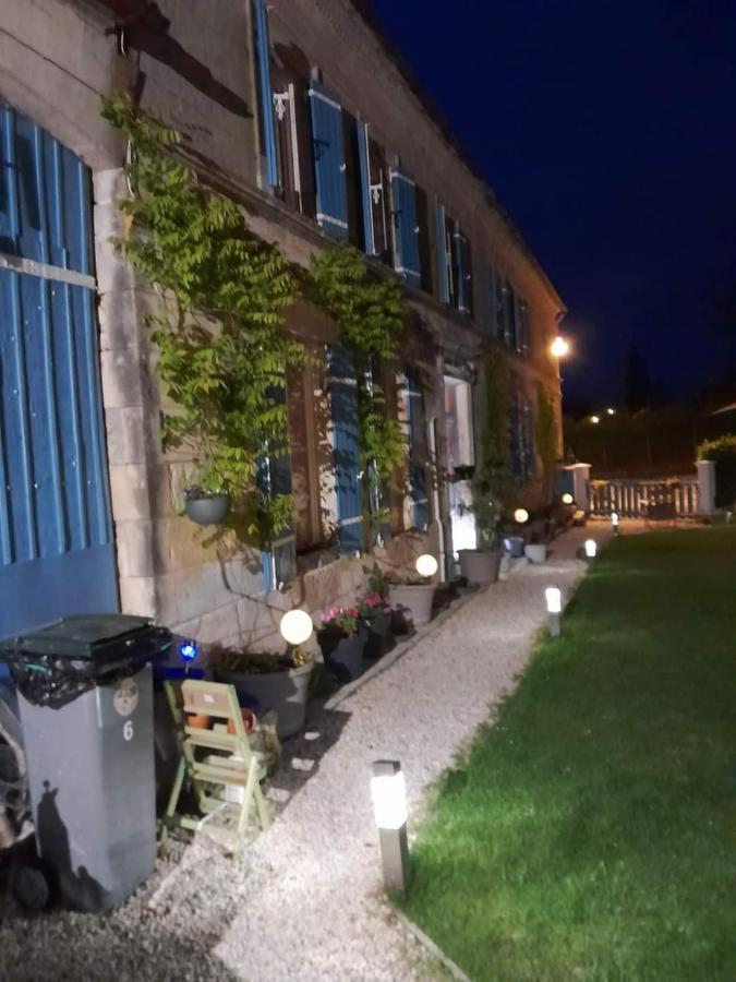 La Charentaise Des Lilas Saint-Léger Buitenkant foto